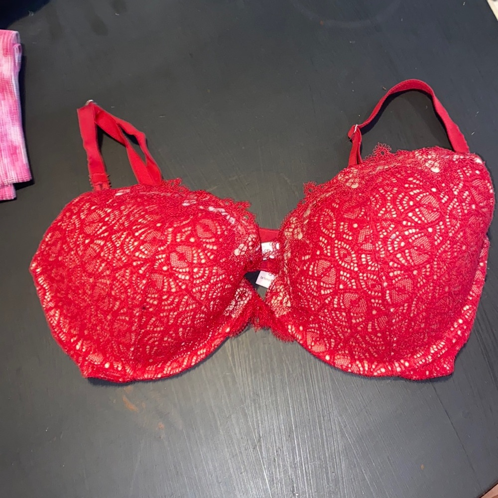 Size 34DD red sexy bra from VS